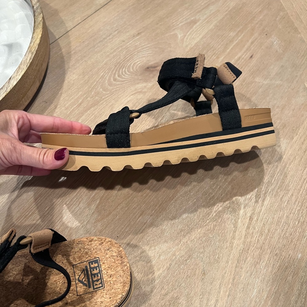 Reef Cushion REM Hi sandal - Picture 2 of 5